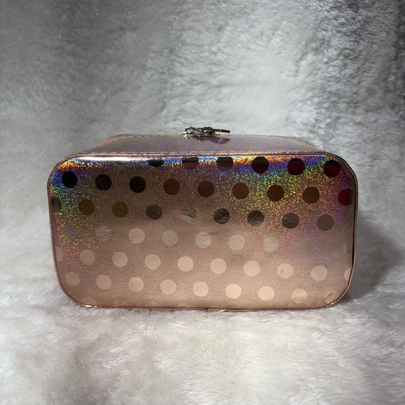 Tan and Gold Vintage Cosmetic Bag with Metal Frame - Picture 4 of 8